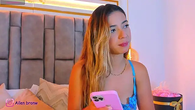 elianabrown online show from 11-25-25, 10:54