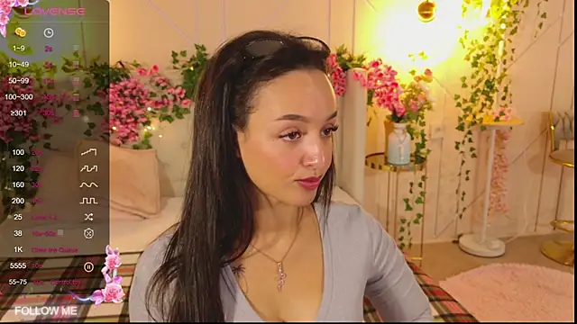 Lolly Neal online show from 10-14-25, 04:57