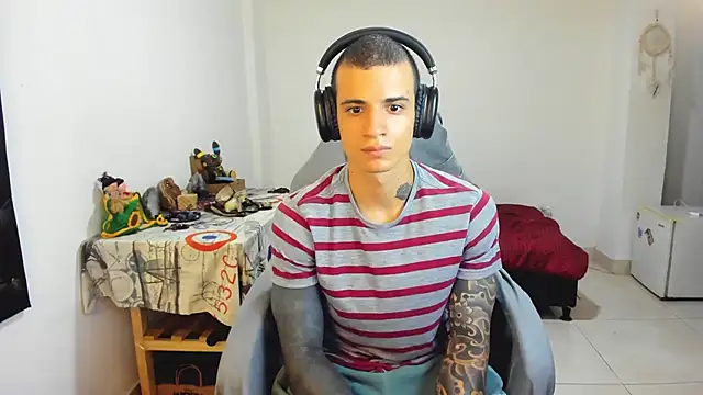 Snapshot of Balo_lovers chatting on 03-20-25, 01:59 Balo lovers online show from 03-20-25, 01:59