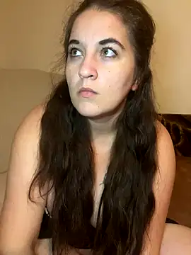 yzabell18 online show from 12-15-25, 07:29