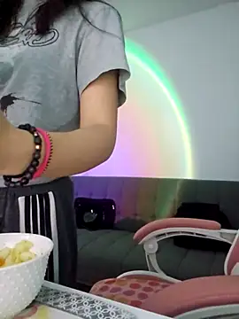 azumiichan online show from 10-08-25, 12:30