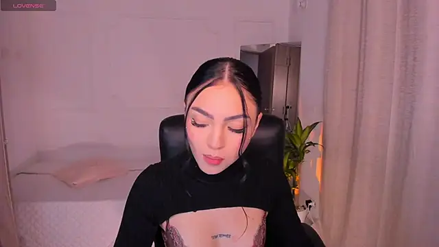 Snapshot of sabriidoft chatting on 11-06-25, 09:15 sabriidoft online show from 11-06-25, 09:15