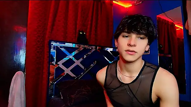 Luke Howland online show from 12-04-25, 01:15