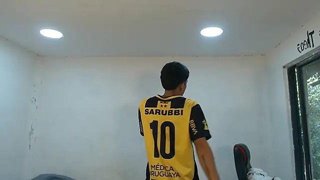 Snapshot of danielitopapuu chatting on 11-04-25, 02:38 danielitopapuu online show from 11-04-25, 02:38