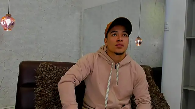 Bryson Collins  online show from 02-10-25, 11:15