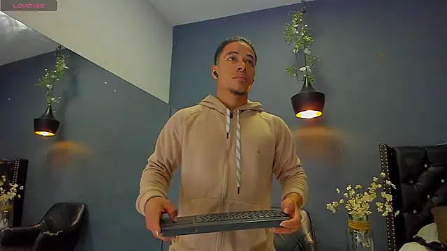 Bryson Collins  online show from 03-03-25, 11:00