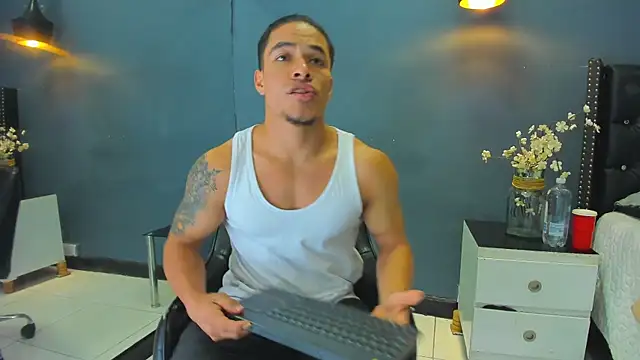 Bryson Collins  online show from 03-07-25, 11:07