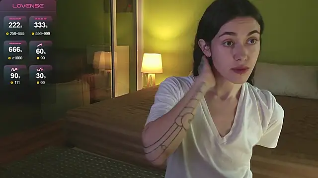 Snapshot of sadetuiningaa chatting on 09-20-25, 12:22 sadetuiningaa online show from 09-20-25, 12:22