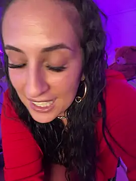 CarolaDrago online show from 02-04-25, 05:01
