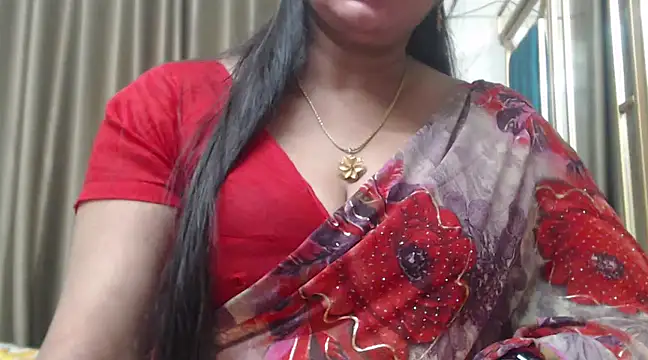 Snapshot of desi-maisa130 chatting on 03-10-25, 08:34 desi-maisa130 online show from 03-10-25, 08:34