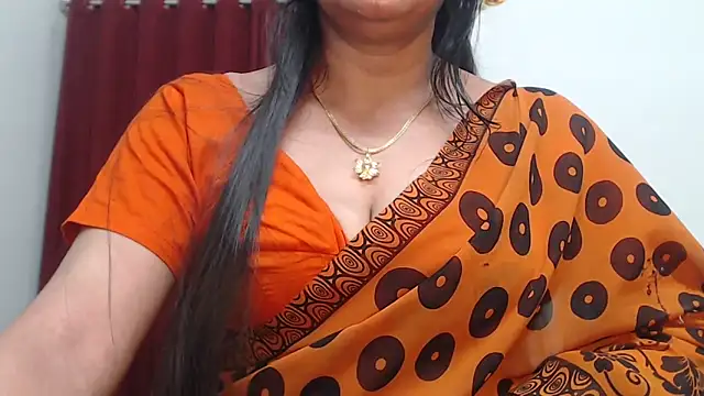 Snapshot of desi-maisa130 chatting on 09-21-25, 04:30 desi-maisa130 online show from 09-21-25, 04:30