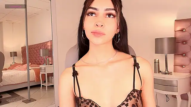 celine golden1 online show from 10-16-25, 11:06