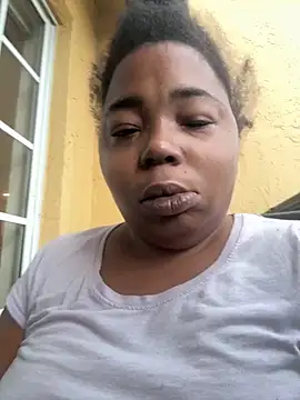 JCCaramelbarbie1 online show from 10-06-25, 12:02
