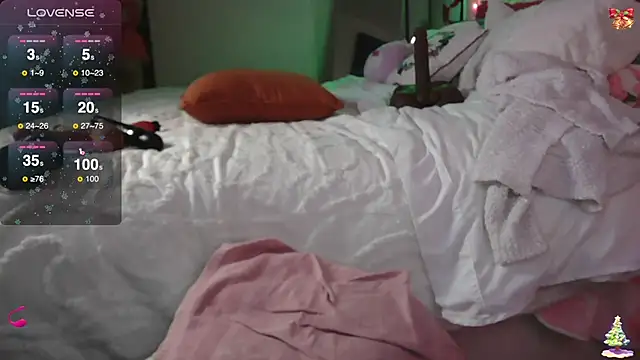 Snapshot of VegasDani chatting on 12-21-24, 05:58 VegasDani online show from 12-21-24, 05:58