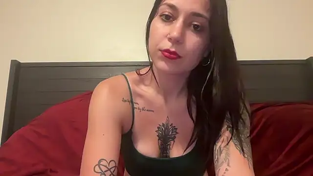 QueenLolaX online show from 10-10-25, 03:49