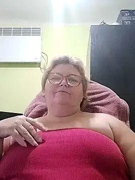 Snapshot of AlenushkaGold chatting on 12-21-24, 09:33 AlenushkaGold online show from 12-21-24, 09:33