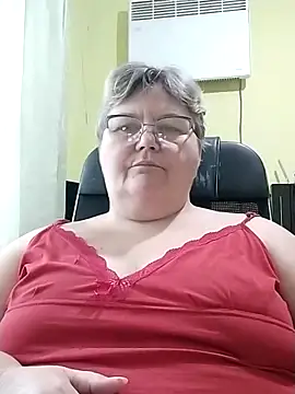 Snapshot of AlenushkaGold chatting on 09-10-25, 08:14 AlenushkaGold online show from 09-10-25, 08:14