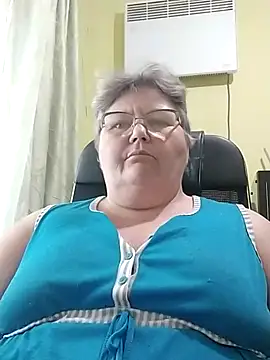 Snapshot of AlenushkaGold chatting on 09-27-25, 08:30 AlenushkaGold online show from 09-27-25, 08:30