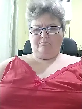 Snapshot of AlenushkaGold chatting on 10-05-25, 08:12 AlenushkaGold online show from 10-05-25, 08:12