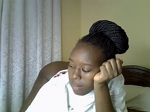 Oliviia  online show from 01-07-25, 06:14