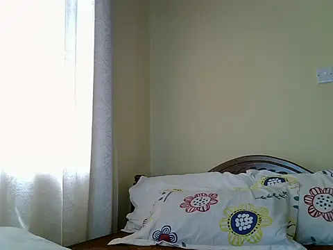Oliviia  online show from 01-10-25, 09:02