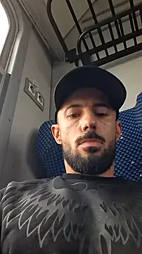 Snapshot of hawksws chatting on 11-09-25, 07:28 hawksws online show from 11-09-25, 07:28