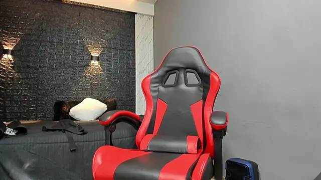 taurus boy1 online show from 11-06-25, 11:11