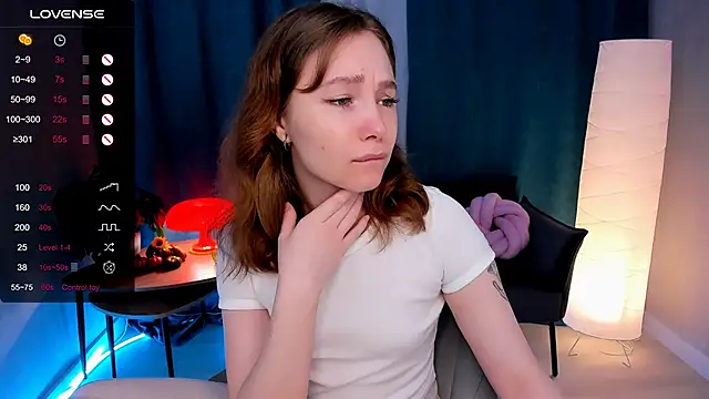 LanaBlu  online show from 11-08-25, 02:23