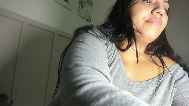 AvrilRizoX online show from 12-14-24, 10:50