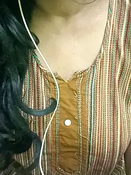 Aishu-tamil09 online show from 12-20-24, 08:23