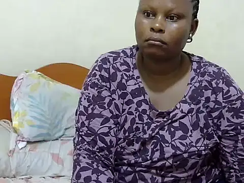 Snapshot of Pretty_lilly02 chatting on 01-13-26, 01:33 Pretty lilly02 online show from 01-13-26, 01:33