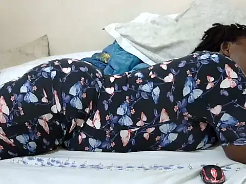 Snapshot of Pretty_lilly02 chatting on 03-30-26, 08:21 Pretty lilly02 online show from 03-30-26, 08:21