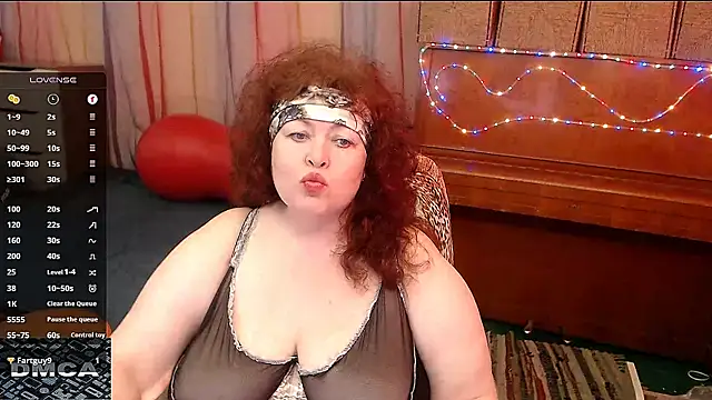 RoseRed69 online show from 02-28-25, 05:48