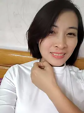 Sweets24 online show from 12-19-24, 03:18