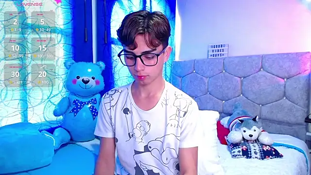 OwenBluee online show from 12-11-24, 06:20