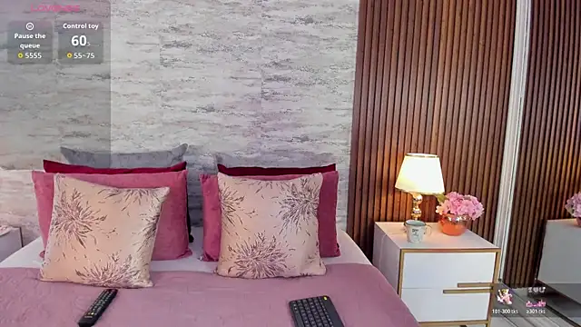 AndreaPink2024 online show from 11-08-25, 02:17