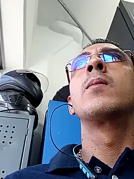 paisa233 online show from 10-09-25, 02:37