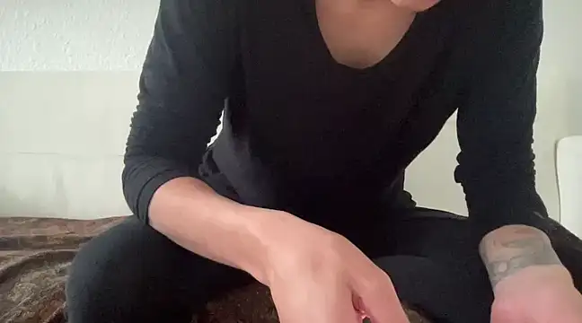 myloveforyouu online show from 12-17-24, 07:37