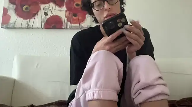 myloveforyouu online show from 12-18-24, 07:19