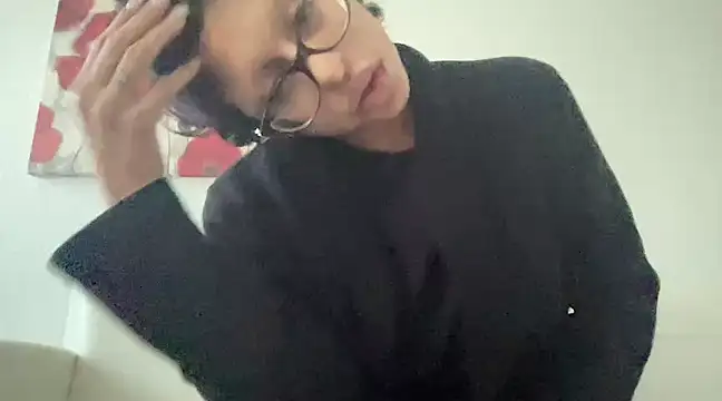 myloveforyouu online show from 12-19-24, 03:41