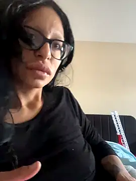 myloveforyouu online show from 10-20-25, 01:44