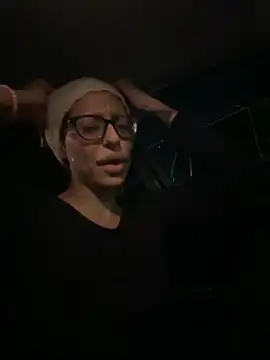 myloveforyouu online show from 11-30-25, 12:47