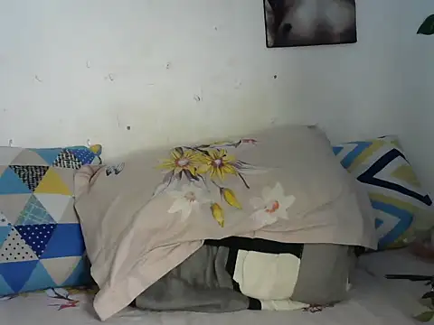 Snapshot of SexyPanker chatting on 10-25-25, 02:46 SexyPanker online show from 10-25-25, 02:46