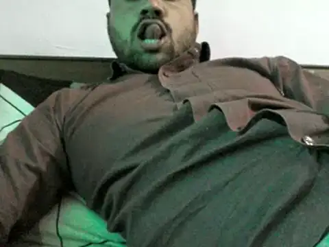 Snapshot of lallantoplonda chatting on 02-25-26, 03:05 lallantoplonda online show from 02-25-26, 03:05