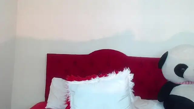 Luluu 08 online show from 02-26-25, 08:44