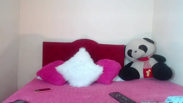 Luluu 08 online show from 03-17-25, 01:18