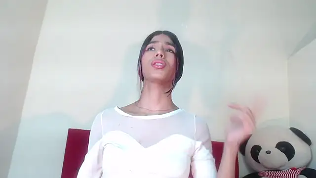 Luluu 08 online show from 03-22-25, 05:09