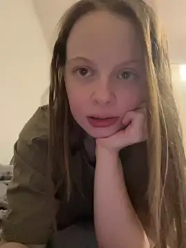 wrenlie online show from 12-07-24, 05:53