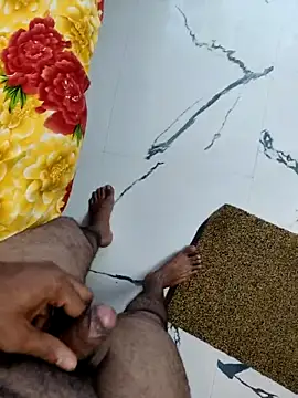 Snapshot of MALLUSING555 chatting on 09-13-25, 08:58 MALLUSING555 online show from 09-13-25, 08:58