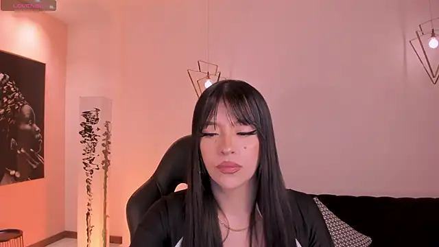 ValeriaRiveraX online show from 10-04-25, 03:59